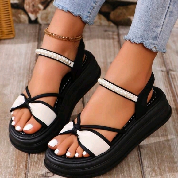 Shoes - Women Wide-Fit Summer Slippers, Casual Open Toe Beach Sandals With Flat Heel